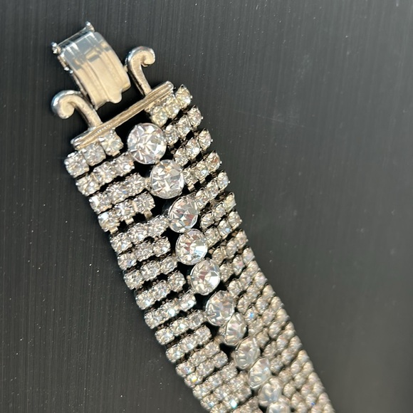 Rhinestone Bracelet - Picture 6 of 8